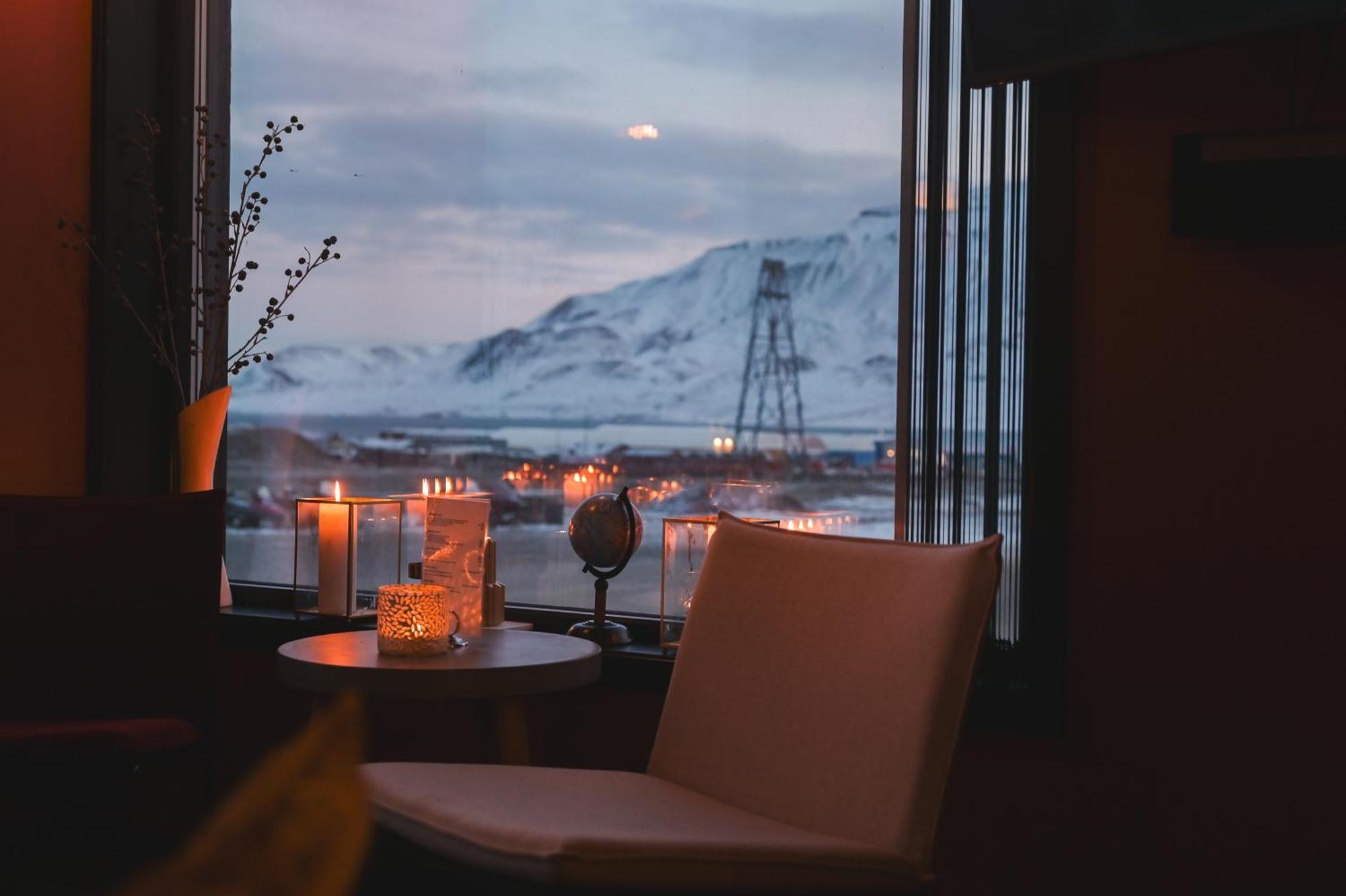 Svalbard Hotell | The Vault Longyearbyen Exteriör bild